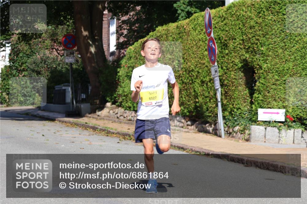 25.08.2024 - 20. Blankeneser Heldenlauf Strokosch-Dieckow http://msf.ph/oto/6861864 25.08.2024 10:17:45 Ziel 6297, 6527 meine-sportfotos.de