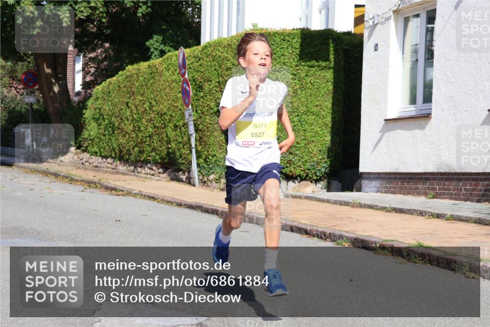 25.08.2024 - 20. Blankeneser Heldenlauf Strokosch-Dieckow http://msf.ph/oto/6861884 25.08.2024 10:17:46 Ziel 6297, 6527 meine-sportfotos.de