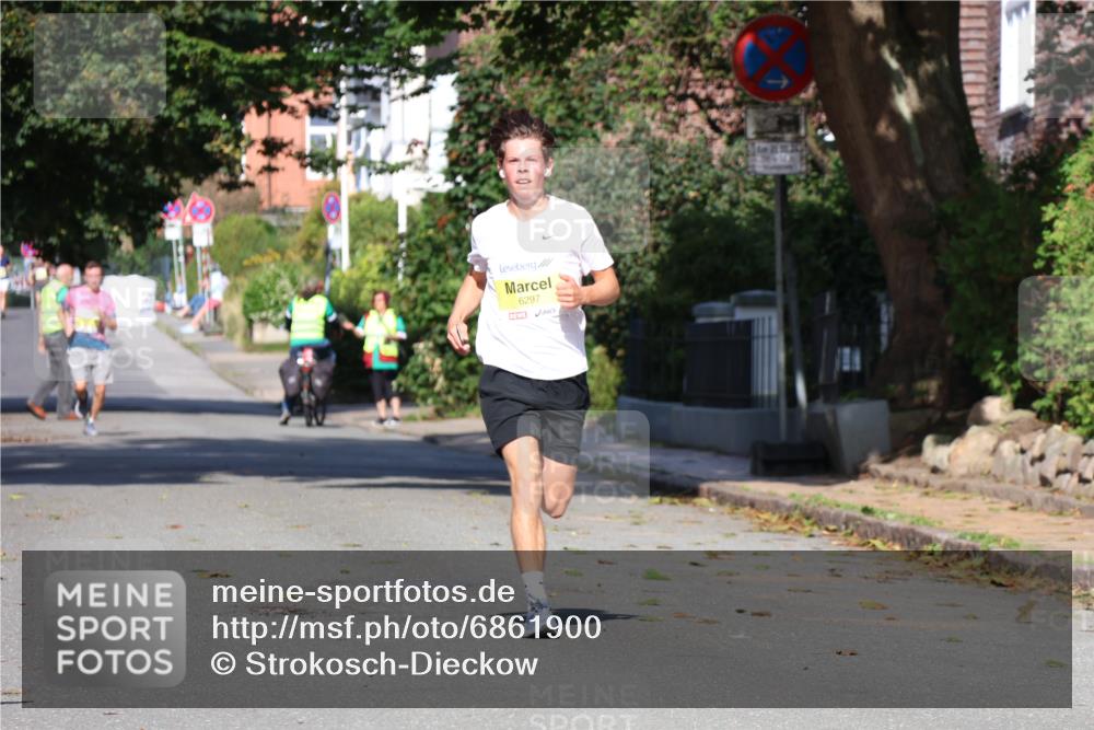 25.08.2024 - 20. Blankeneser Heldenlauf Strokosch-Dieckow http://msf.ph/oto/6861900 25.08.2024 10:17:52 Ziel 6297 meine-sportfotos.de