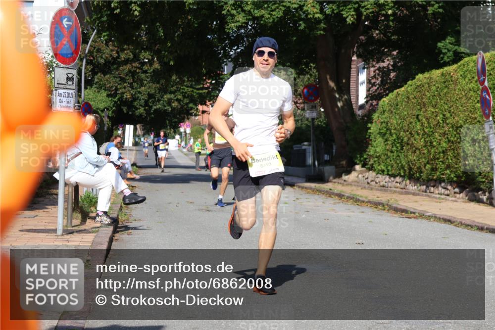 25.08.2024 - 20. Blankeneser Heldenlauf Strokosch-Dieckow http://msf.ph/oto/6862008 25.08.2024 10:18:18 Ziel 6354, 6410 meine-sportfotos.de