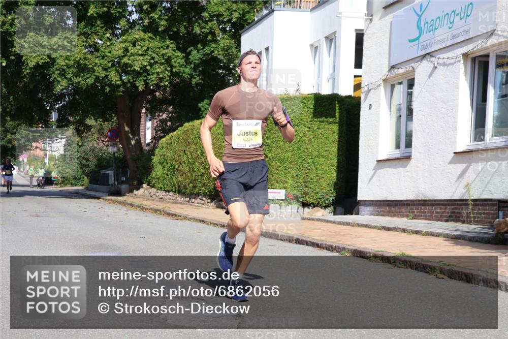 25.08.2024 - 20. Blankeneser Heldenlauf Strokosch-Dieckow http://msf.ph/oto/6862056 25.08.2024 10:18:22 Ziel 6185, 6354, 6410 meine-sportfotos.de