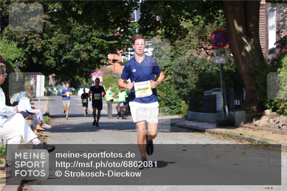 25.08.2024 - 20. Blankeneser Heldenlauf Strokosch-Dieckow http://msf.ph/oto/6862081 25.08.2024 10:18:30 Ziel 6185, 6412 meine-sportfotos.de
