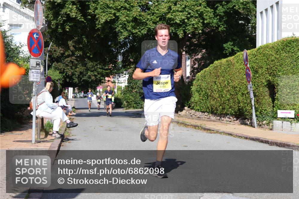 25.08.2024 - 20. Blankeneser Heldenlauf Strokosch-Dieckow http://msf.ph/oto/6862098 25.08.2024 10:18:32 Ziel 6185, 6412 meine-sportfotos.de