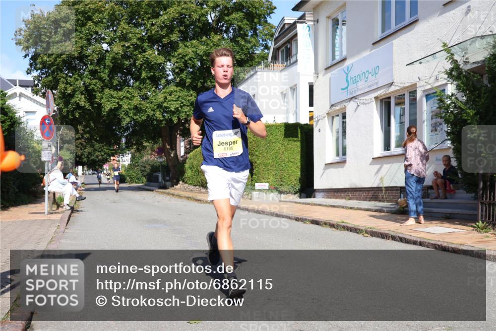 25.08.2024 - 20. Blankeneser Heldenlauf Strokosch-Dieckow http://msf.ph/oto/6862115 25.08.2024 10:18:33 Ziel 6185, 6412 meine-sportfotos.de