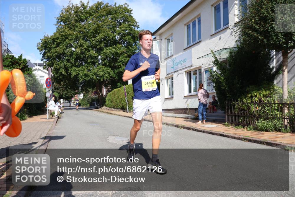 25.08.2024 - 20. Blankeneser Heldenlauf Strokosch-Dieckow http://msf.ph/oto/6862126 25.08.2024 10:18:34 Ziel 6185, 6412 meine-sportfotos.de