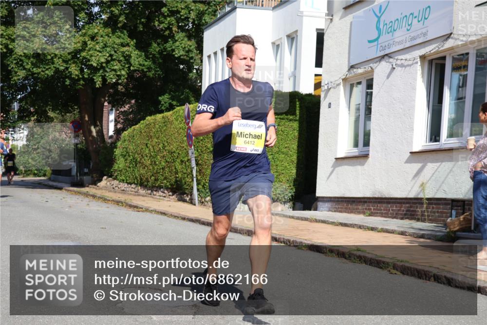 25.08.2024 - 20. Blankeneser Heldenlauf Strokosch-Dieckow http://msf.ph/oto/6862166 25.08.2024 10:18:41 Ziel 6141, 6412 meine-sportfotos.de