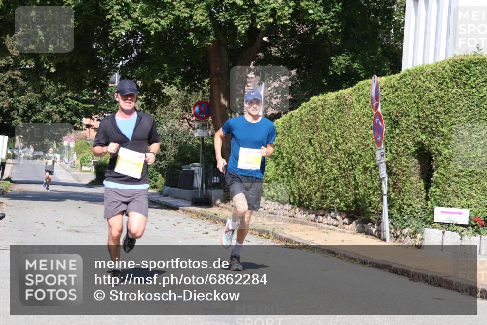 25.08.2024 - 20. Blankeneser Heldenlauf Strokosch-Dieckow http://msf.ph/oto/6862284 25.08.2024 10:19:30 Ziel 6008, 6514 meine-sportfotos.de