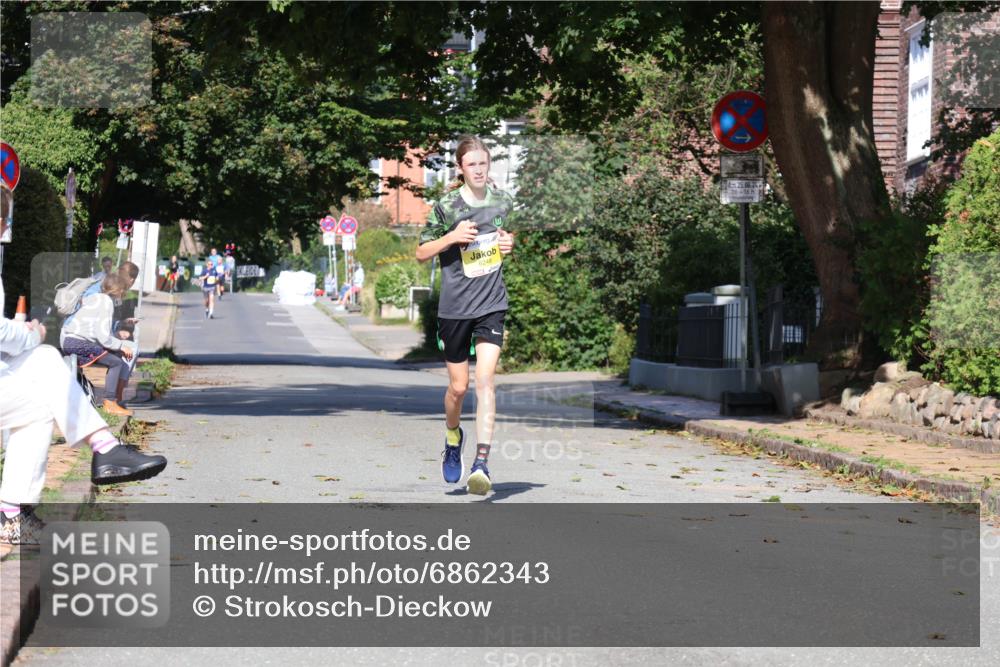 25.08.2024 - 20. Blankeneser Heldenlauf Strokosch-Dieckow http://msf.ph/oto/6862343 25.08.2024 10:19:42 Ziel 6248 meine-sportfotos.de