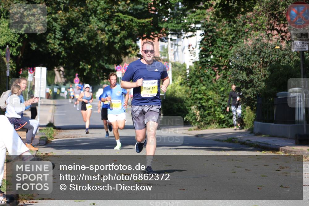 25.08.2024 - 20. Blankeneser Heldenlauf Strokosch-Dieckow http://msf.ph/oto/6862372 25.08.2024 10:20:14 Ziel 6148, 6207, 6293, 6513 meine-sportfotos.de