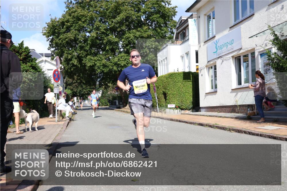 25.08.2024 - 20. Blankeneser Heldenlauf Strokosch-Dieckow http://msf.ph/oto/6862421 25.08.2024 10:20:19 Ziel 6148, 6173, 6207, 6293, 6294, 6513 meine-sportfotos.de