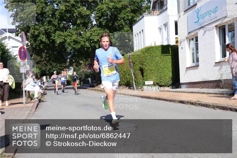 25.08.2024 - 20. Blankeneser Heldenlauf Strokosch-Dieckow http://msf.ph/oto/6862447 25.08.2024 10:20:23 Ziel 6148, 6173, 6207, 6293, 6294, 6513 meine-sportfotos.de