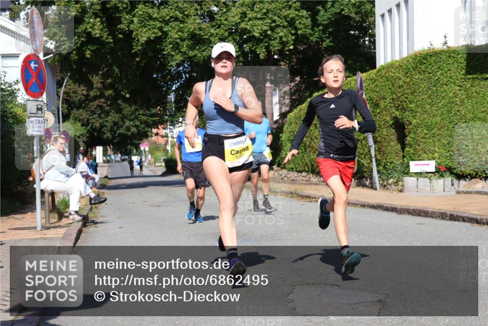 25.08.2024 - 20. Blankeneser Heldenlauf Strokosch-Dieckow http://msf.ph/oto/6862495 25.08.2024 10:20:26 Ziel 6173, 6207, 6293, 6294, 6513 meine-sportfotos.de