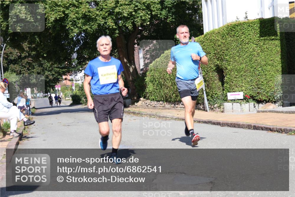 25.08.2024 - 20. Blankeneser Heldenlauf Strokosch-Dieckow http://msf.ph/oto/6862541 25.08.2024 10:20:28 Ziel 6173, 6207, 6293, 6294 meine-sportfotos.de
