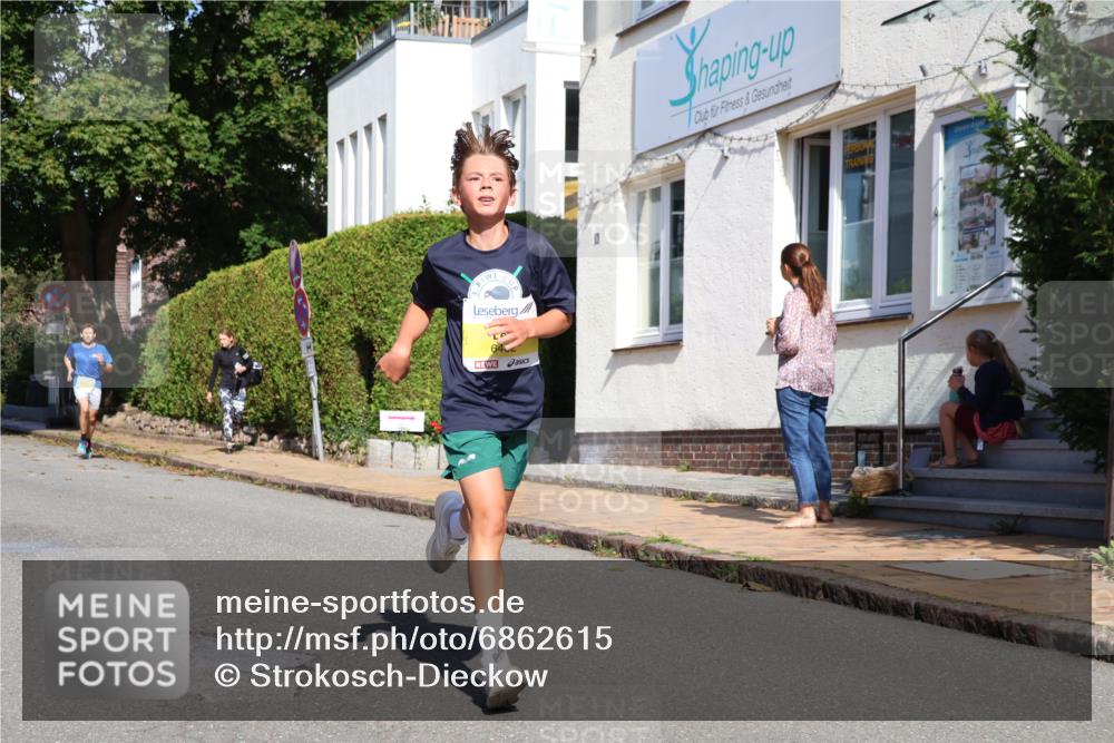 25.08.2024 - 20. Blankeneser Heldenlauf Strokosch-Dieckow http://msf.ph/oto/6862615 25.08.2024 10:20:46 Ziel 6348, 6359, 6462, 6520 meine-sportfotos.de