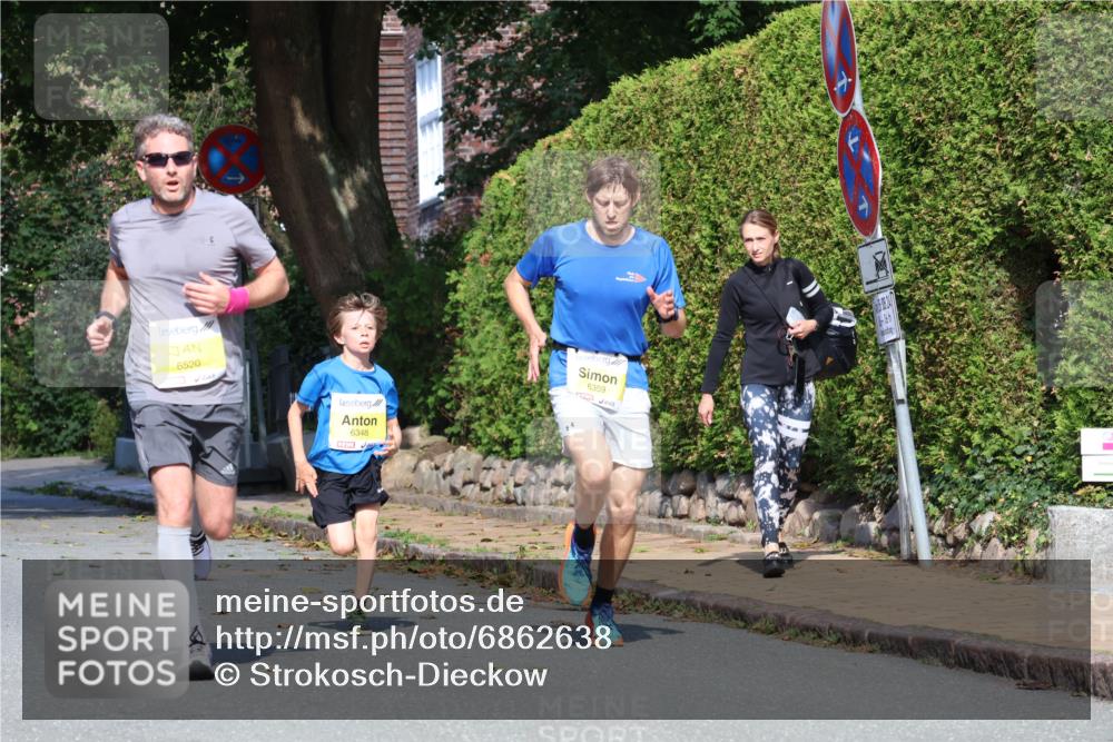 25.08.2024 - 20. Blankeneser Heldenlauf Strokosch-Dieckow http://msf.ph/oto/6862638 25.08.2024 10:20:48 Ziel 6348, 6359, 6462, 6520 meine-sportfotos.de
