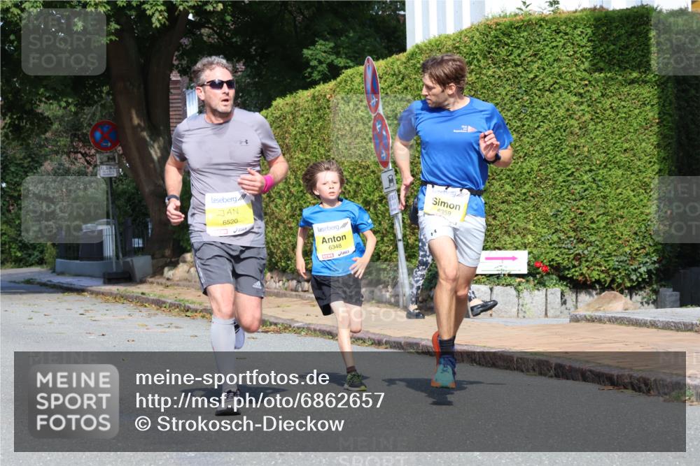 25.08.2024 - 20. Blankeneser Heldenlauf Strokosch-Dieckow http://msf.ph/oto/6862657 25.08.2024 10:20:49 Ziel 6348, 6359, 6462, 6520 meine-sportfotos.de
