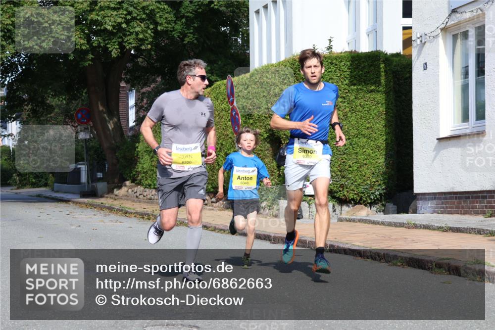 25.08.2024 - 20. Blankeneser Heldenlauf Strokosch-Dieckow http://msf.ph/oto/6862663 25.08.2024 10:20:50 Ziel 6348, 6359, 6462, 6520 meine-sportfotos.de