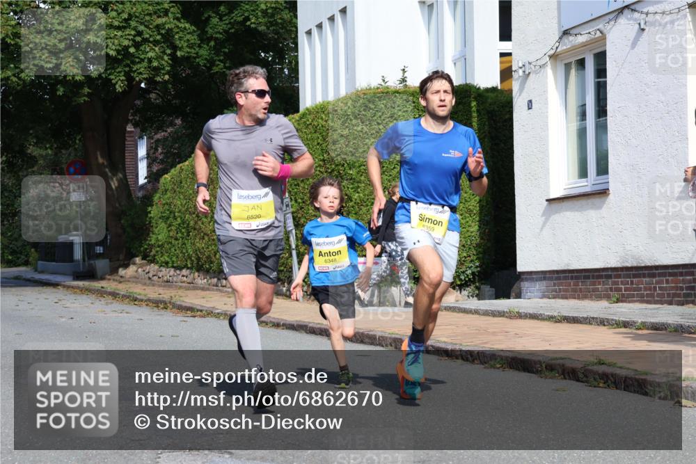25.08.2024 - 20. Blankeneser Heldenlauf Strokosch-Dieckow http://msf.ph/oto/6862670 25.08.2024 10:20:50 Ziel 6348, 6359, 6462, 6520 meine-sportfotos.de