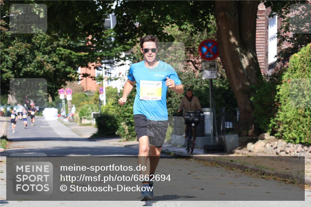 25.08.2024 - 20. Blankeneser Heldenlauf Strokosch-Dieckow http://msf.ph/oto/6862694 25.08.2024 10:21:10 Ziel 6521 meine-sportfotos.de