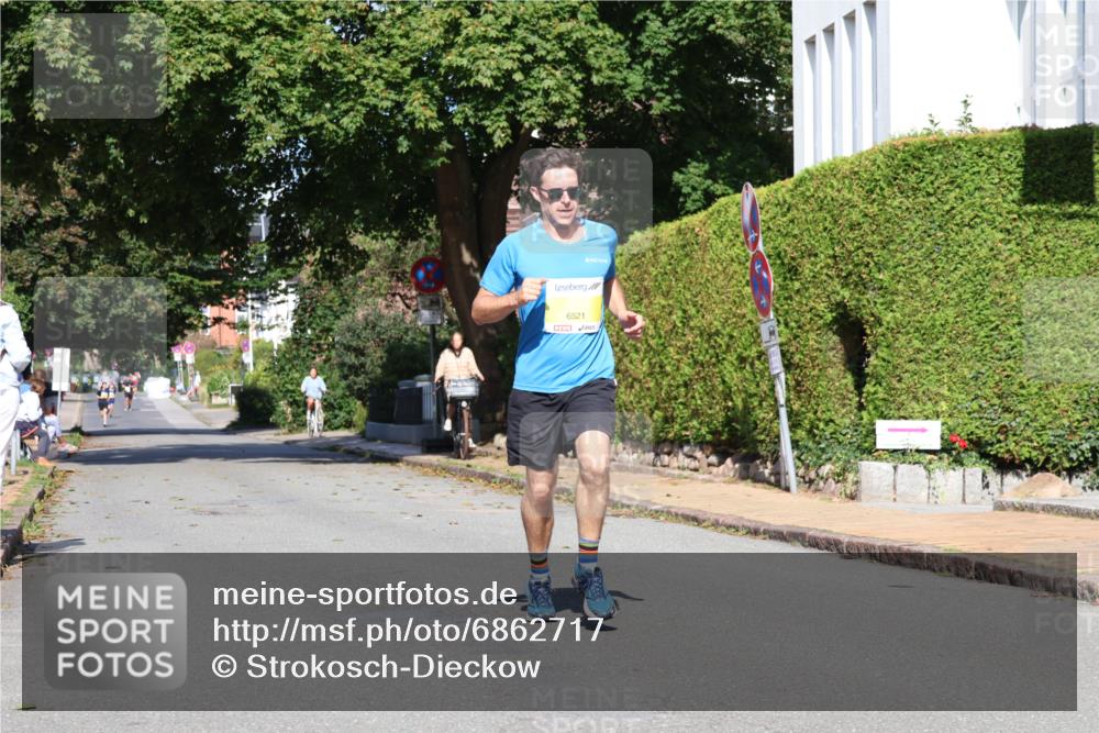 25.08.2024 - 20. Blankeneser Heldenlauf Strokosch-Dieckow http://msf.ph/oto/6862717 25.08.2024 10:21:11 Ziel 6521 meine-sportfotos.de