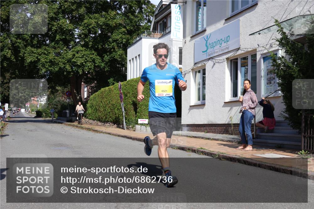 25.08.2024 - 20. Blankeneser Heldenlauf Strokosch-Dieckow http://msf.ph/oto/6862736 25.08.2024 10:21:13 Ziel 6521 meine-sportfotos.de