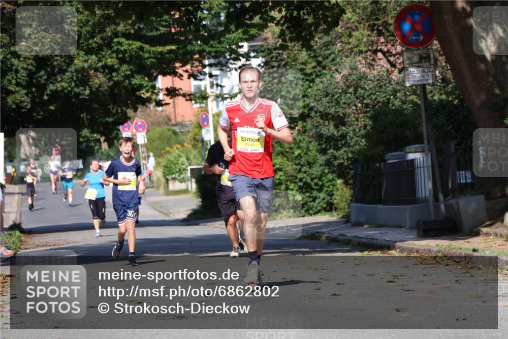 25.08.2024 - 20. Blankeneser Heldenlauf Strokosch-Dieckow http://msf.ph/oto/6862802 25.08.2024 10:21:40 Ziel 6018, 6142, 6246, 6532 meine-sportfotos.de