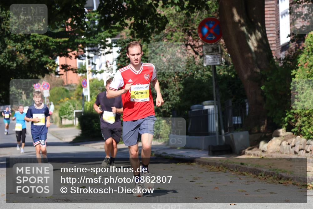 25.08.2024 - 20. Blankeneser Heldenlauf Strokosch-Dieckow http://msf.ph/oto/6862807 25.08.2024 10:21:41 Ziel 6142, 6246, 6532 meine-sportfotos.de