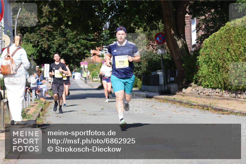 25.08.2024 - 20. Blankeneser Heldenlauf Strokosch-Dieckow http://msf.ph/oto/6862925 25.08.2024 10:22:09 Ziel 6088, 6121, 6160, 6498, 6523 meine-sportfotos.de