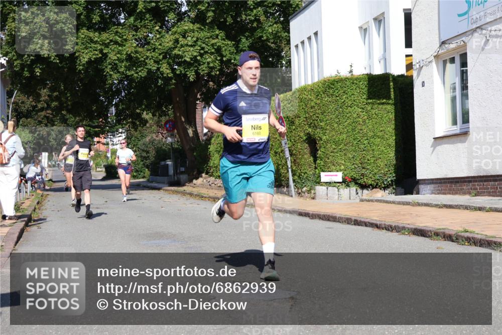 25.08.2024 - 20. Blankeneser Heldenlauf Strokosch-Dieckow http://msf.ph/oto/6862939 25.08.2024 10:22:11 Ziel 6088, 6121, 6160, 6498, 6523 meine-sportfotos.de