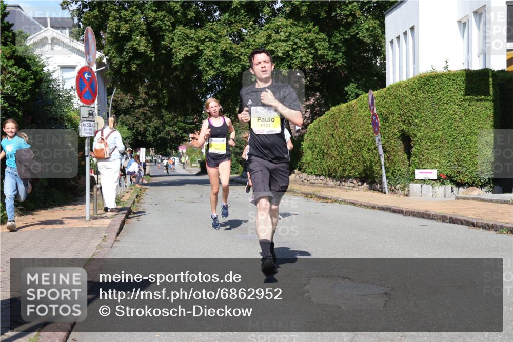 25.08.2024 - 20. Blankeneser Heldenlauf Strokosch-Dieckow http://msf.ph/oto/6862952 25.08.2024 10:22:14 Ziel 6088, 6121, 6160, 6498, 6523 meine-sportfotos.de