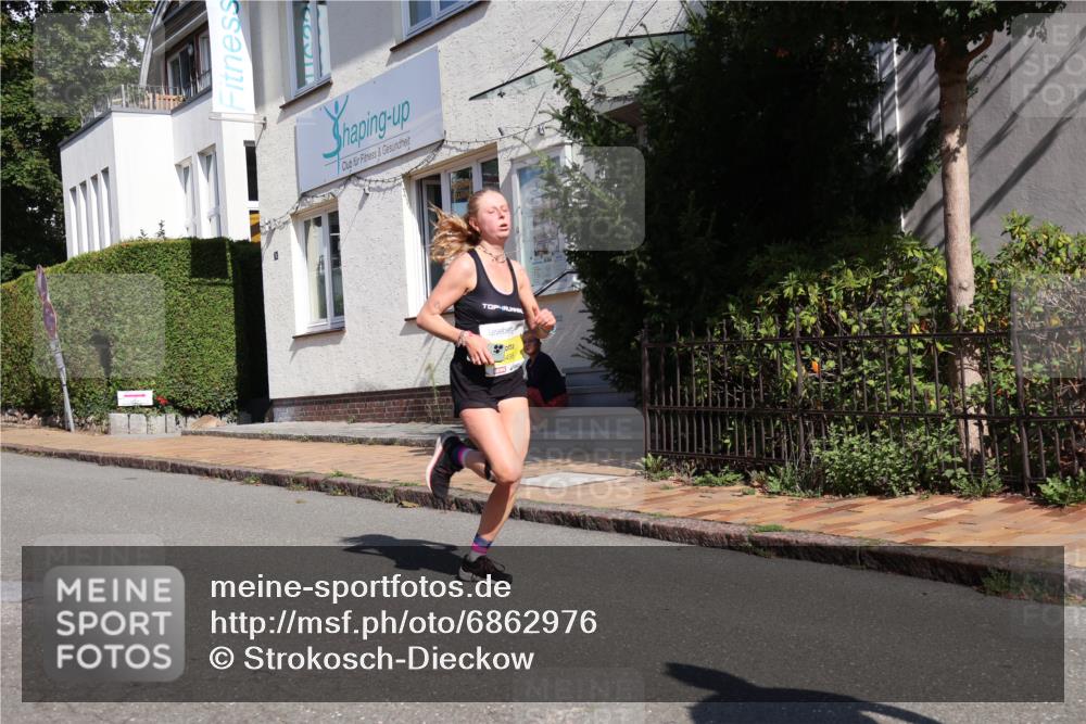 25.08.2024 - 20. Blankeneser Heldenlauf Strokosch-Dieckow http://msf.ph/oto/6862976 25.08.2024 10:22:17 Ziel 6088, 6121, 6498, 6523 meine-sportfotos.de