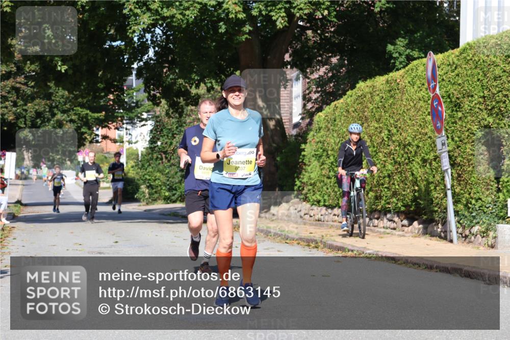 25.08.2024 - 20. Blankeneser Heldenlauf Strokosch-Dieckow http://msf.ph/oto/6863145 25.08.2024 10:22:52 Ziel 6037, 6236, 6237, 6346, 6382, 6415 meine-sportfotos.de