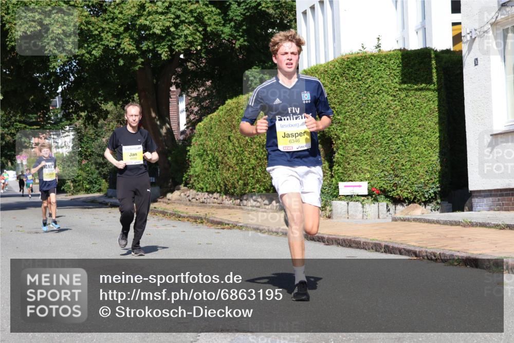 25.08.2024 - 20. Blankeneser Heldenlauf Strokosch-Dieckow http://msf.ph/oto/6863195 25.08.2024 10:23:00 Ziel 6037, 6059, 6346, 6382, 6445 meine-sportfotos.de