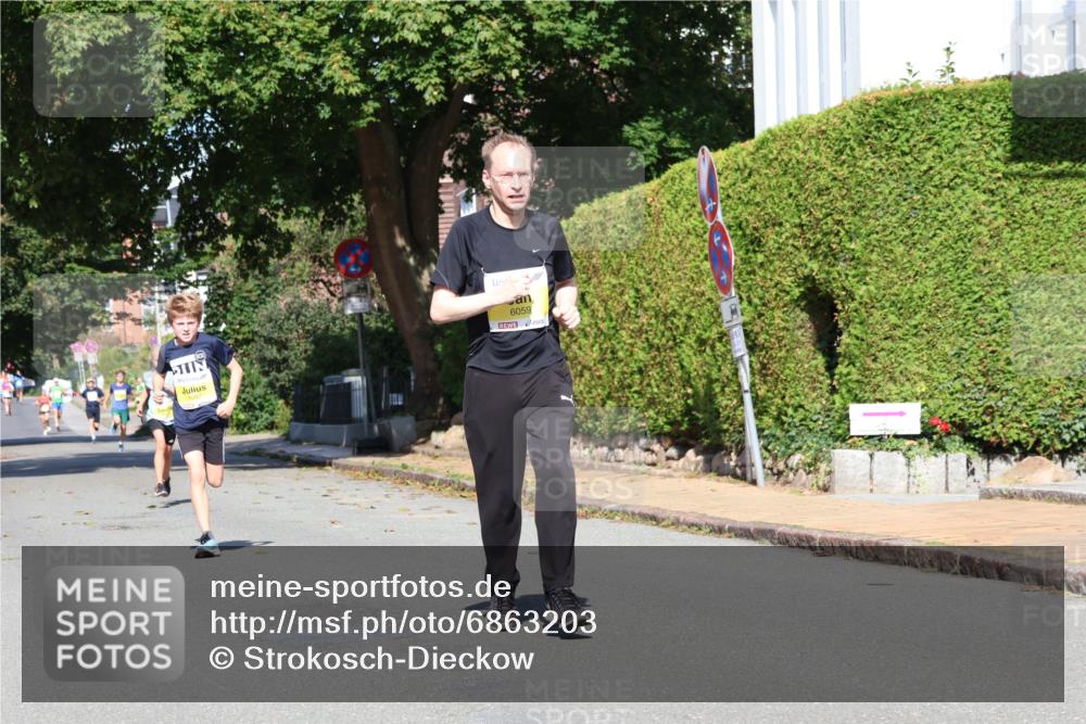 25.08.2024 - 20. Blankeneser Heldenlauf Strokosch-Dieckow http://msf.ph/oto/6863203 25.08.2024 10:23:02 Ziel 6059, 6182, 6346, 6382, 6445 meine-sportfotos.de