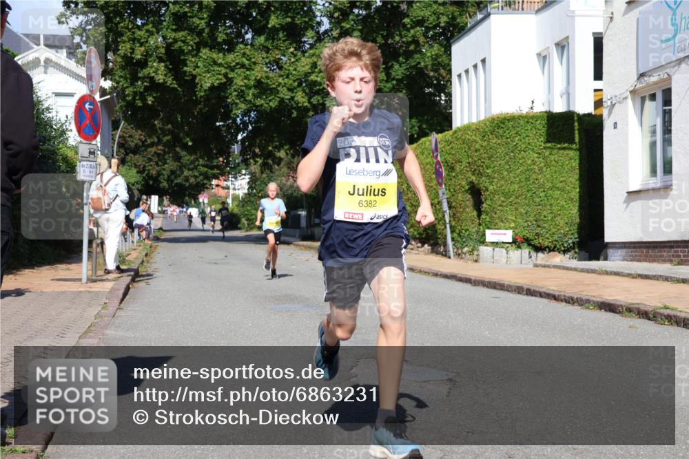 25.08.2024 - 20. Blankeneser Heldenlauf Strokosch-Dieckow http://msf.ph/oto/6863231 25.08.2024 10:23:04 Ziel 6059, 6182, 6346, 6382, 6445 meine-sportfotos.de