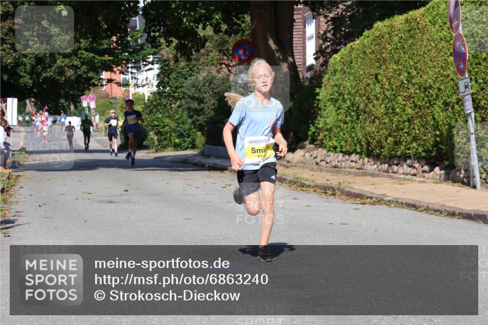 25.08.2024 - 20. Blankeneser Heldenlauf Strokosch-Dieckow http://msf.ph/oto/6863240 25.08.2024 10:23:05 Ziel 6059, 6182, 6382, 6445 meine-sportfotos.de