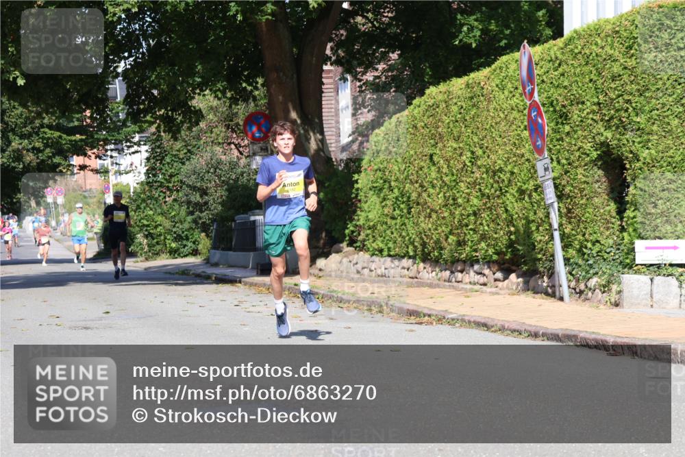 25.08.2024 - 20. Blankeneser Heldenlauf Strokosch-Dieckow http://msf.ph/oto/6863270 25.08.2024 10:23:11 Ziel 6182, 6445, 6492 meine-sportfotos.de