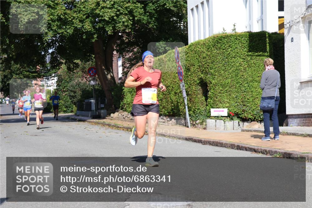 25.08.2024 - 20. Blankeneser Heldenlauf Strokosch-Dieckow http://msf.ph/oto/6863341 25.08.2024 10:23:33 Ziel 6001, 6091, 6167, 6511, 6515 meine-sportfotos.de