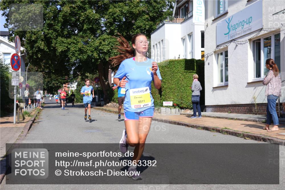 25.08.2024 - 20. Blankeneser Heldenlauf Strokosch-Dieckow http://msf.ph/oto/6863382 25.08.2024 10:23:41 Ziel 6001, 6091, 6110, 6167, 6511 meine-sportfotos.de