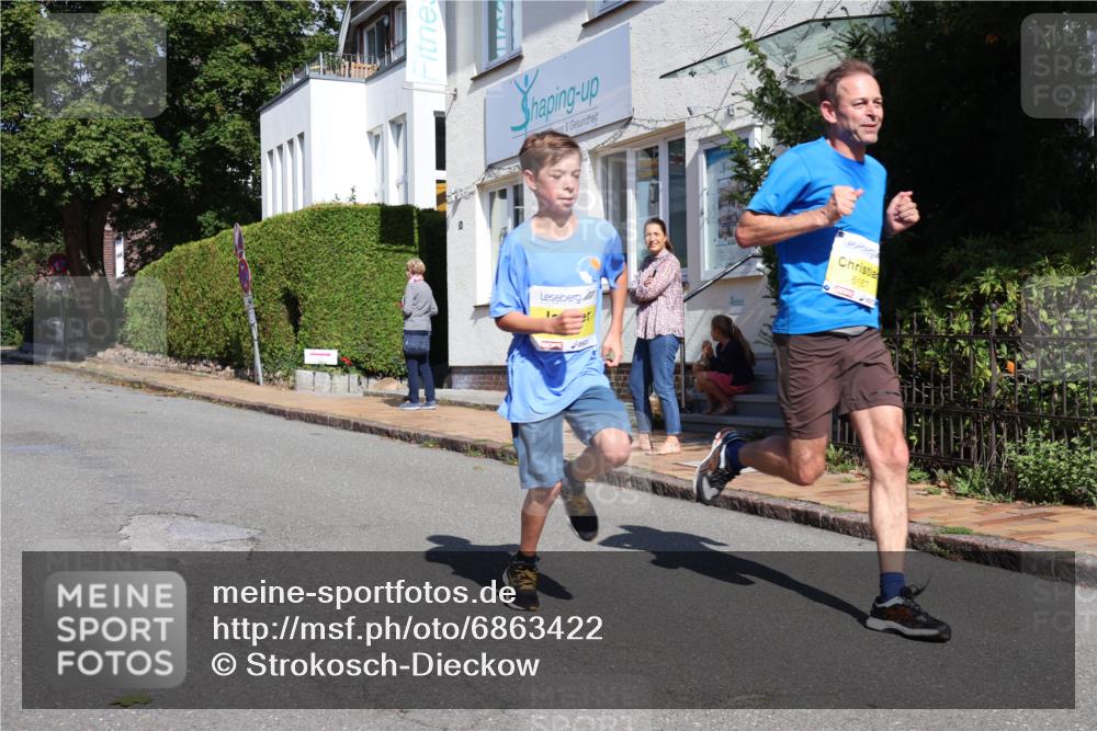 25.08.2024 - 20. Blankeneser Heldenlauf Strokosch-Dieckow http://msf.ph/oto/6863422 25.08.2024 10:23:44 Ziel 6001, 6048, 6110, 6167, 6256, 6257, 6372, 6494, 6511 meine-sportfotos.de