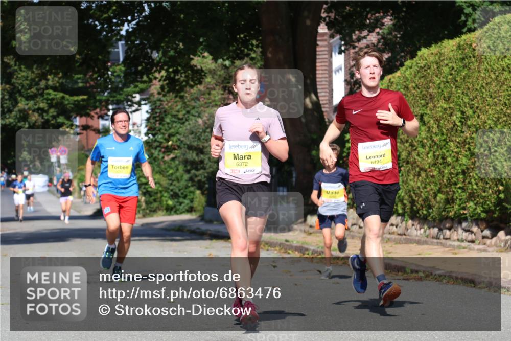 25.08.2024 - 20. Blankeneser Heldenlauf Strokosch-Dieckow http://msf.ph/oto/6863476 25.08.2024 10:23:52 Ziel 6048, 6110, 6256, 6257, 6372, 6494 meine-sportfotos.de