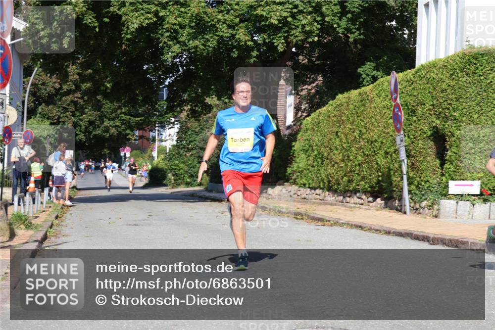 25.08.2024 - 20. Blankeneser Heldenlauf Strokosch-Dieckow http://msf.ph/oto/6863501 25.08.2024 10:23:54 Ziel 6048, 6256, 6257, 6372, 6494 meine-sportfotos.de
