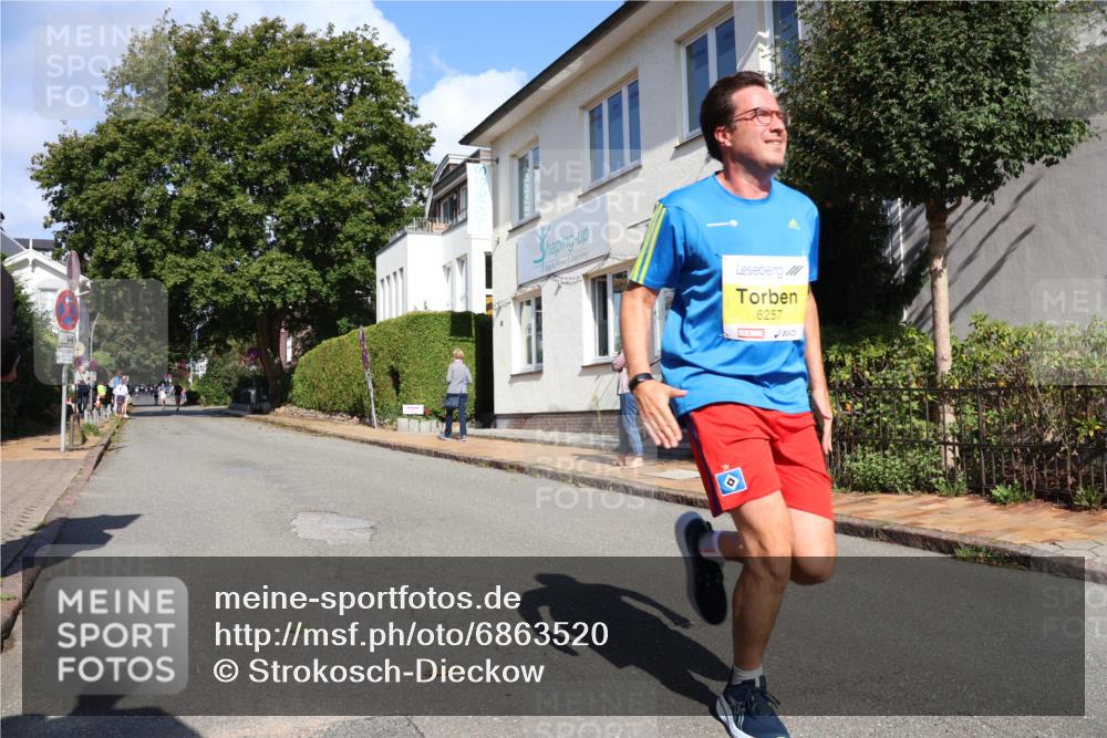 25.08.2024 - 20. Blankeneser Heldenlauf Strokosch-Dieckow http://msf.ph/oto/6863520 25.08.2024 10:23:56 Ziel 6048, 6256, 6257, 6372, 6460, 6494 meine-sportfotos.de