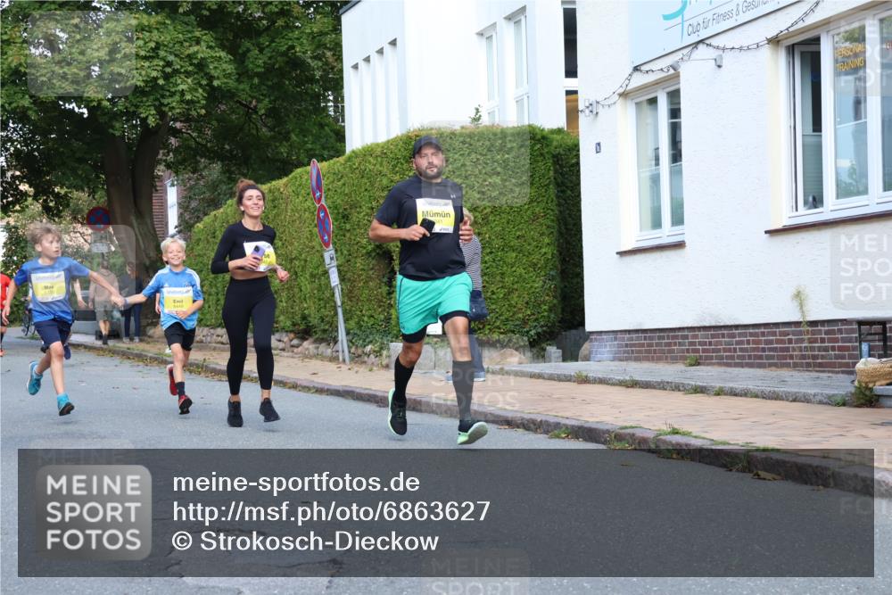 25.08.2024 - 20. Blankeneser Heldenlauf Strokosch-Dieckow http://msf.ph/oto/6863627 25.08.2024 10:24:32 Ziel 6050, 6114, 6120, 6140, 6227, 6243, 6261, 6264, 6265, 6340, 6341, 6449, 6450 meine-sportfotos.de