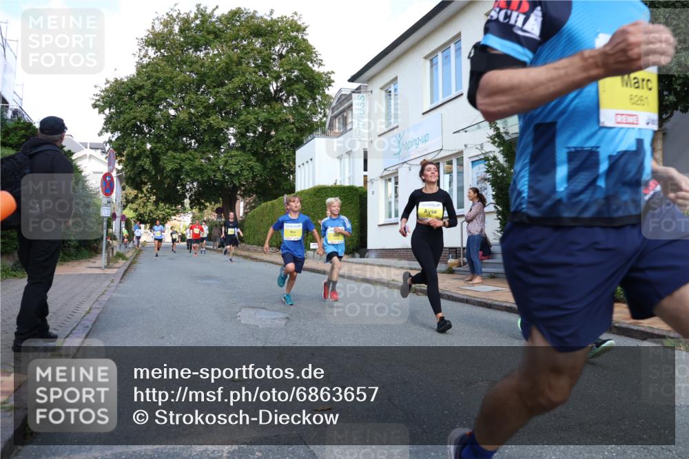25.08.2024 - 20. Blankeneser Heldenlauf Strokosch-Dieckow http://msf.ph/oto/6863657 25.08.2024 10:24:34 Ziel 6050, 6114, 6120, 6140, 6227, 6243, 6261, 6264, 6265, 6340, 6341, 6449, 6450 meine-sportfotos.de