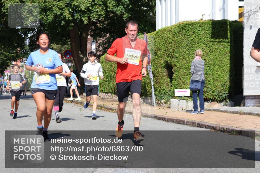 25.08.2024 - 20. Blankeneser Heldenlauf Strokosch-Dieckow http://msf.ph/oto/6863700 25.08.2024 10:24:38 Ziel 6050, 6114, 6120, 6227, 6243, 6264, 6340, 6341, 6449, 6450 meine-sportfotos.de