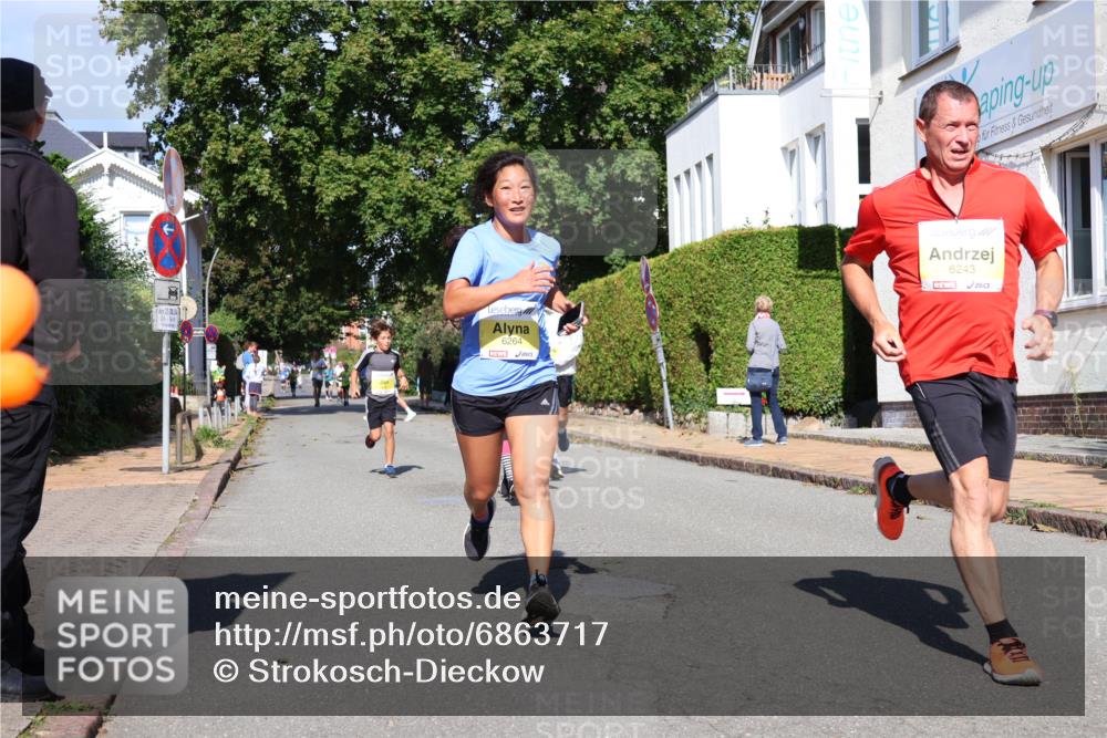 25.08.2024 - 20. Blankeneser Heldenlauf Strokosch-Dieckow http://msf.ph/oto/6863717 25.08.2024 10:24:39 Ziel 6050, 6114, 6120, 6227, 6243, 6264 meine-sportfotos.de