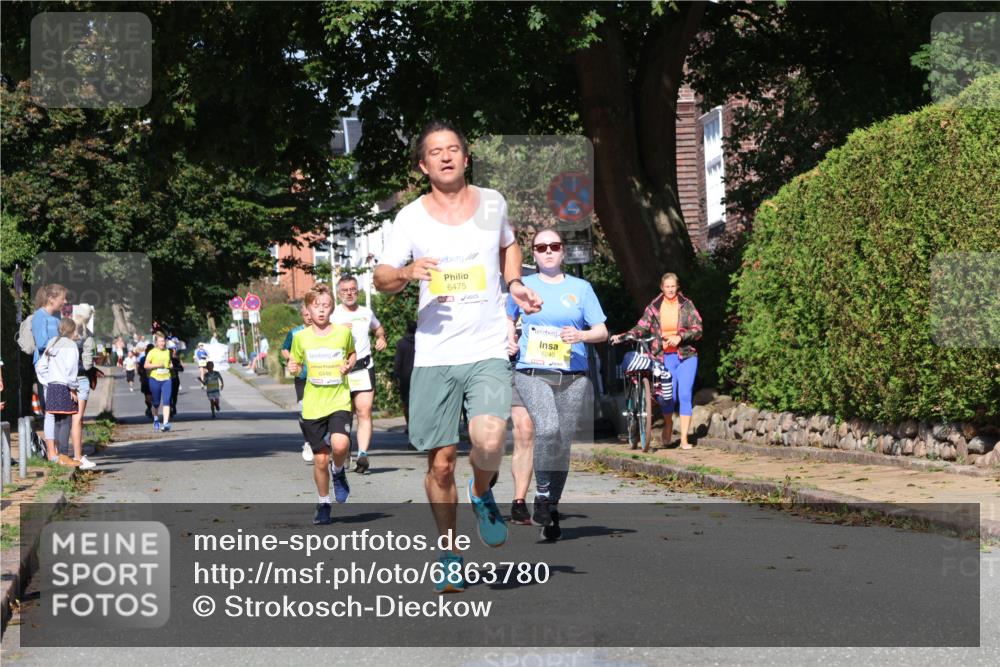 25.08.2024 - 20. Blankeneser Heldenlauf Strokosch-Dieckow http://msf.ph/oto/6863780 25.08.2024 10:24:48 Ziel 6006, 6240, 6447, 6448, 6475, 6496 meine-sportfotos.de