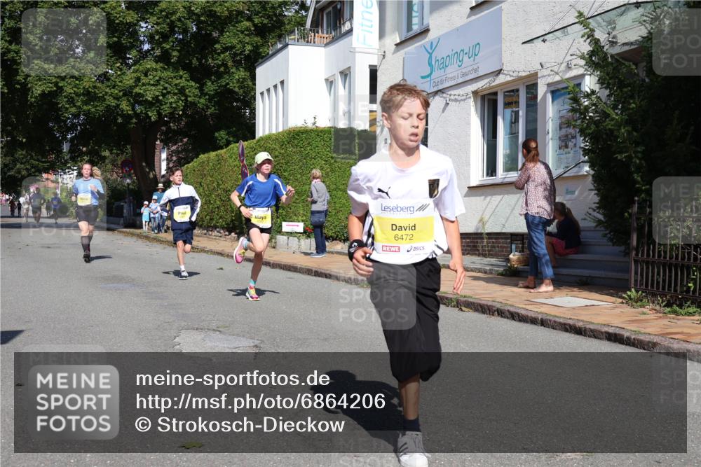 25.08.2024 - 20. Blankeneser Heldenlauf Strokosch-Dieckow http://msf.ph/oto/6864206 25.08.2024 10:25:19 Ziel 6062, 6170, 6307, 6431, 6472, 6478, 6505, 6517 meine-sportfotos.de