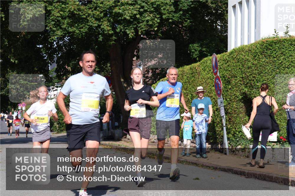 25.08.2024 - 20. Blankeneser Heldenlauf Strokosch-Dieckow http://msf.ph/oto/6864347 25.08.2024 10:25:29 Ziel 6312, 6505, 6517, 6522 meine-sportfotos.de